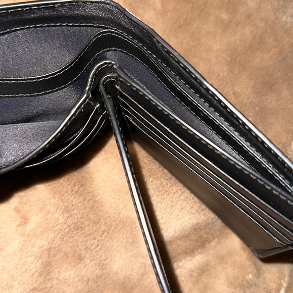 Burberry men’s wallet - Picture 5 of 6